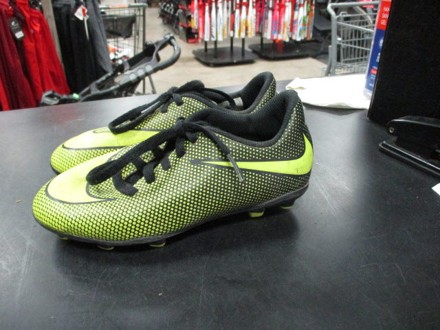 Load image into Gallery viewer, Used Nike Bravata Size 12C Youth Outdoor Cleats
