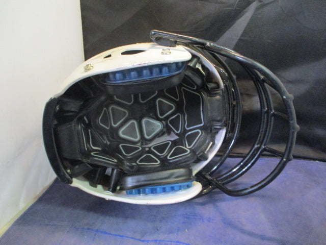 Load image into Gallery viewer, Used Schutt Vengeance A11 Football Helmet Youth Large - Initial Season 2020
