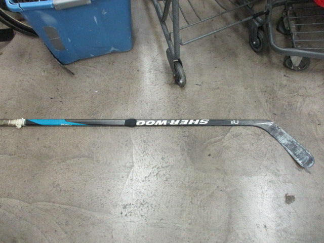 Load image into Gallery viewer, Used Sher-Wood 52&#39;&#39; Nexon 8U Adult Hockey Stick
