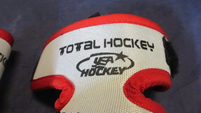 Load image into Gallery viewer, Used Total Hockey zyouth Large Hockey Elbow Pads
