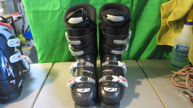 Load image into Gallery viewer, Used Nordica GP TJ Ski Boots Size 26
