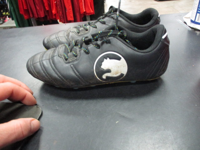 Load image into Gallery viewer, Used Puma Procat Size 1 Soccer Cleats
