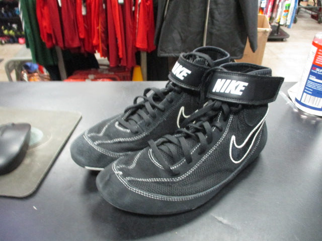 Load image into Gallery viewer, Used Nike Wrestling Shoes Size 8
