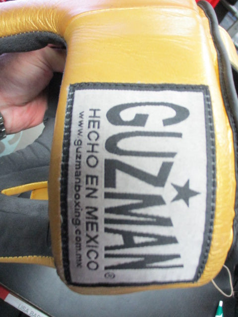 Load image into Gallery viewer, Used Guzman Hecho EN MEXICO Boxing Adult HEAD GEAR
