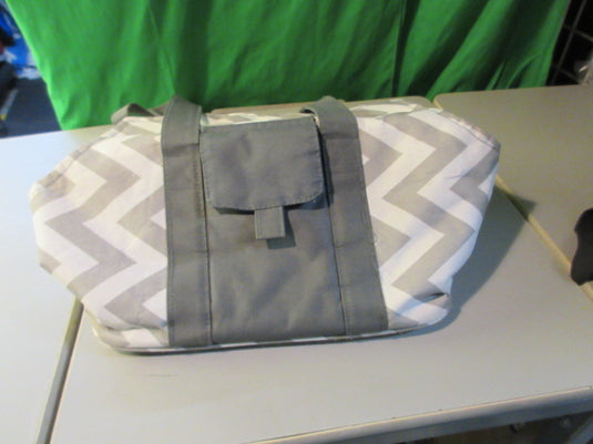 Used Great Choice Pet Tote Gray / White