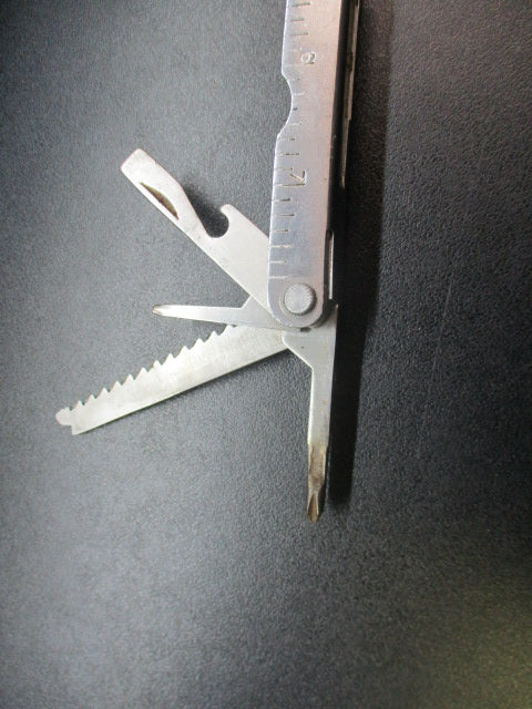 Load image into Gallery viewer, Used Stainless Steel Multi-Tool Knife
