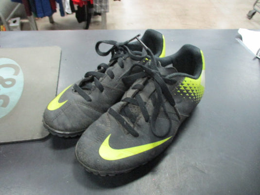 Used Nike Turf Soccer Cleats Size 13 C