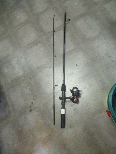 Load image into Gallery viewer, Used Zebco ZS1 5&#39;6&quot; Fishing Rod &amp; Reel Combo
