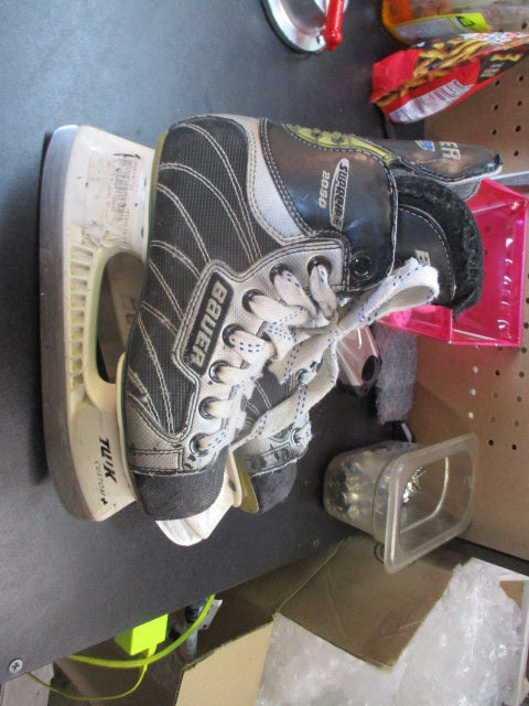 Used Bauer Supreme 2090 Hockey Skates Size US 1D