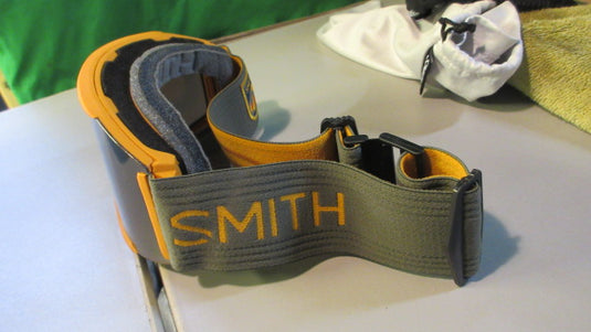 Smith Squad Mag Snow Goggles Color: Sunrise