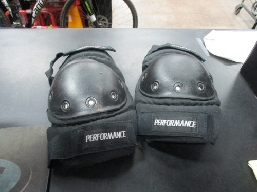 Used Performance Size Medium Knee Pads