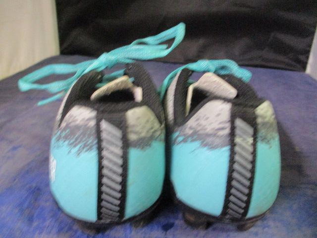 Load image into Gallery viewer, Used DSG Speed Viper Soccer Cleats Size 10 Kids
