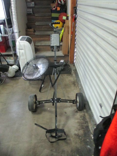 Used Master Folding Golf Cart Pull/ Push Caddy