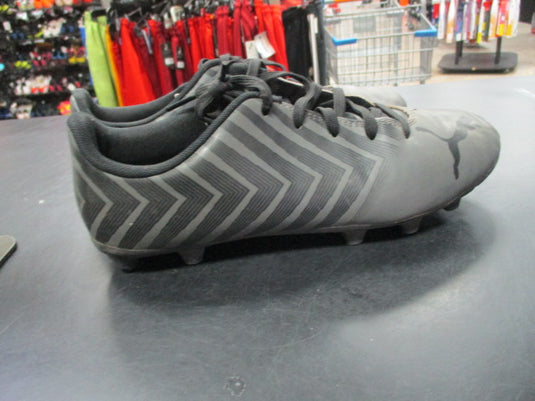 Used Puma Tacto II Size 4 Soccer Cleats