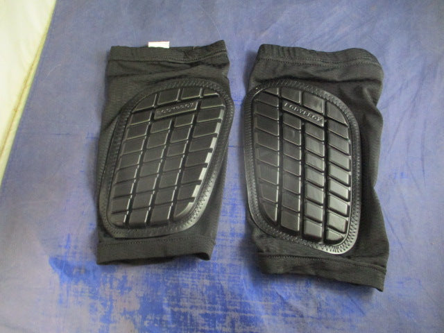 Load image into Gallery viewer, Used Bodyprox Flexible Shin Guards Size Medium
