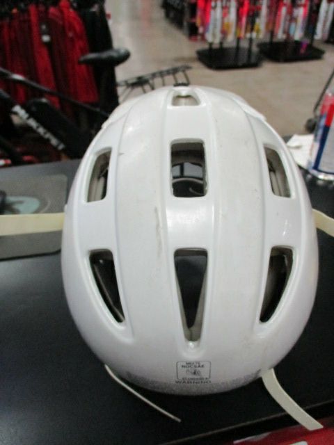 Used Lacrosse CASCADE PRO Youth Helmet w/ Chinstrap