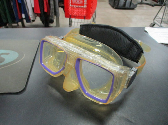 Used Ocean Master Scuba Mask