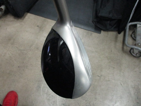 Used Taylormade R7 Draw Rescue 19 Deg 3 Hybird- RH