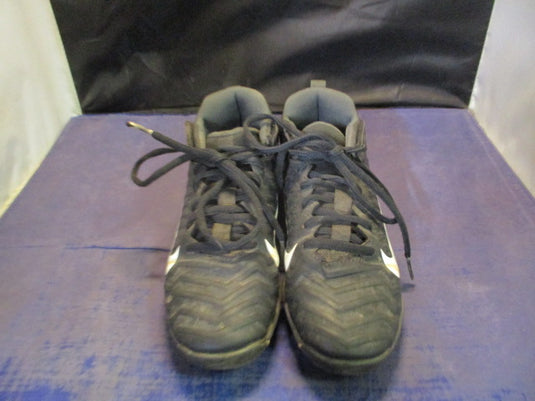 Used Nike Alpha Cleats Youth Size 2.5 - small wear