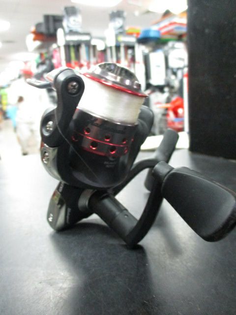 Used Shakespare GX230 Spinning Reel