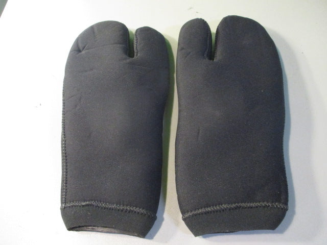 Load image into Gallery viewer, Used Used Cold Water Neoprene Gloves Size Large
