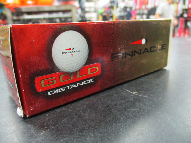 Load image into Gallery viewer, Pinnacle Gold Distance Set of 3 Golf Balls
