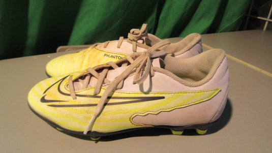 Used Nike Phantom SX Soccer Cleats Size 3