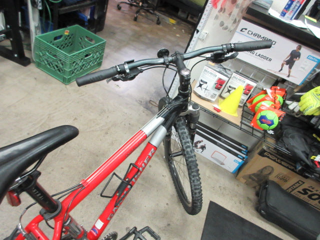 Load image into Gallery viewer, Used Gary Fisher Tassajara 26&quot; 27-Speed Mountain Bike
