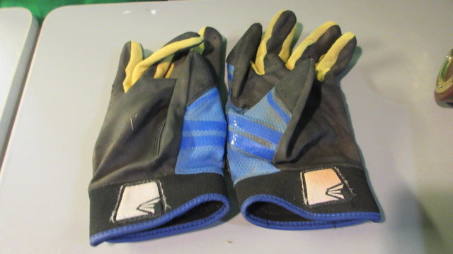 Load image into Gallery viewer, Used Women&#39;s Easton Batting Gloves Size Large
