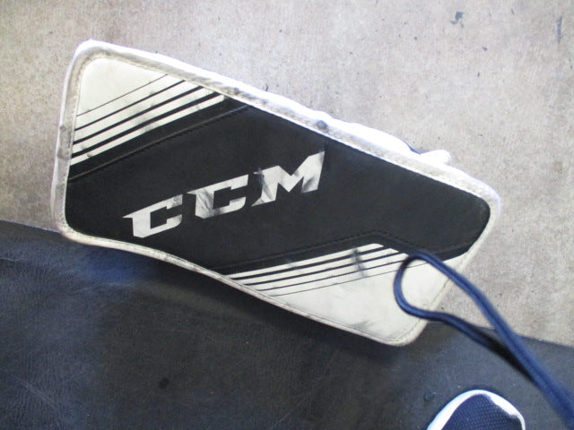 Load image into Gallery viewer, Used CCM Hockey Goalie Youth Blocker Glove
