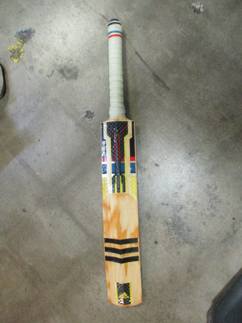 Used Adidas Pellara 2.8 Cricket Bat