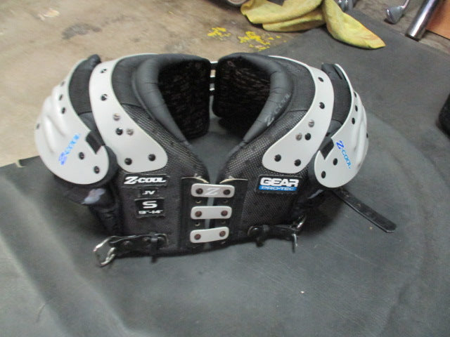 Load image into Gallery viewer, Used Z-Cool Pro-Tec Gear JV 13&quot;-14&quot; S Football Shoulder Pads
