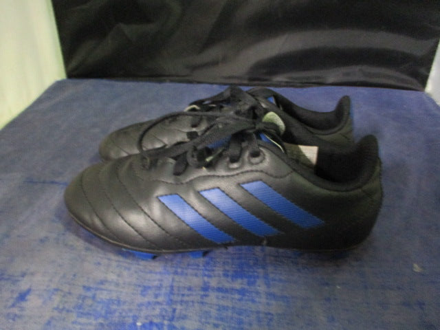 Load image into Gallery viewer, Used Adidas Goletto VII Soccer CLeats Youth Size 1
