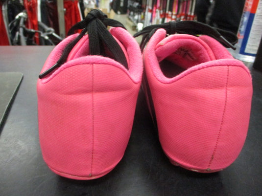 Used Pink Vizari Soccer CLeats Size 3