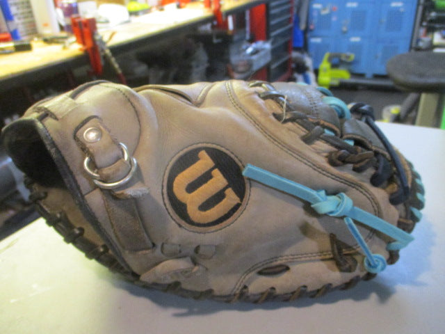 Load image into Gallery viewer, Used Wilson A2000 Pro Stock 32 1/2&quot; Catcher&#39;s Glove
