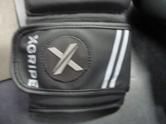 Used Xgripe 10 OZ Boxing Gloves