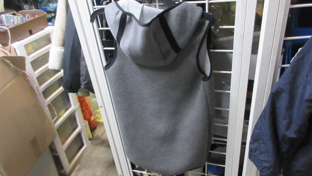 Load image into Gallery viewer, Used OOPS Winter Vest Size XXS
