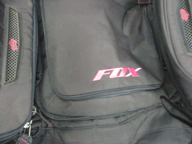 Load image into Gallery viewer, Used Fox Rolling Equipment Bag
