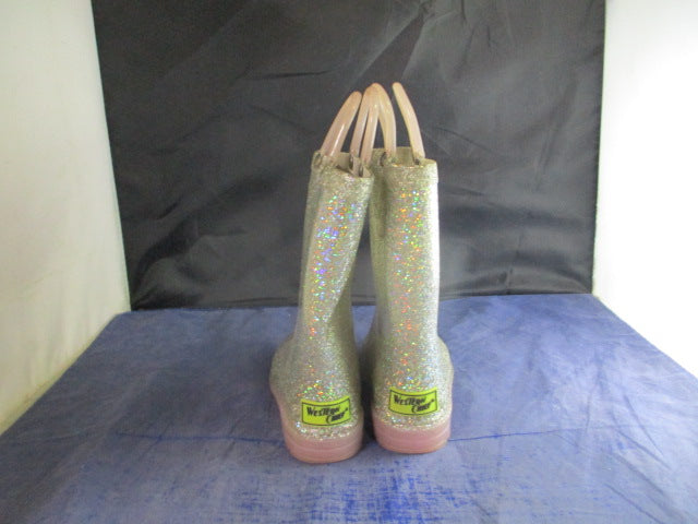 Load image into Gallery viewer, Used Western Chief Light Up Rain Boots Youth Size 8 - no insoles
