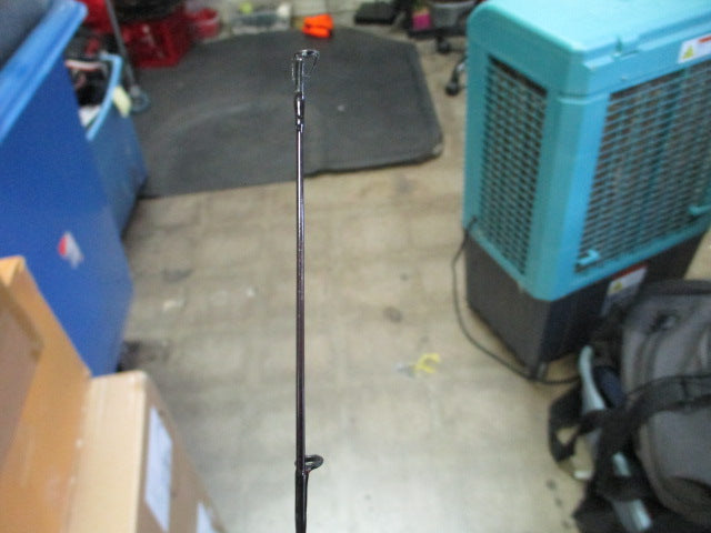 Load image into Gallery viewer, Used St. Croix Mojo Bass MJ568MX 6&#39;8&quot; Extra-Fast Action Fishing Pole Combo
