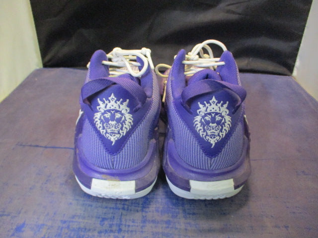 Load image into Gallery viewer, Used Nike Lebron Witness 7 Basketball Shoes Youth Size 5.5
