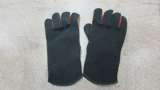 Used Scuba Diving Gloves