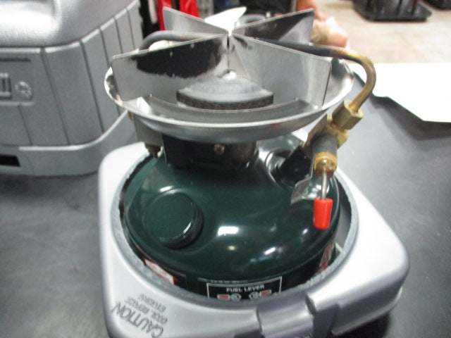 Load image into Gallery viewer, Used Coleman Sportster II Kerosene Gas Camping Stove Model 508-700
