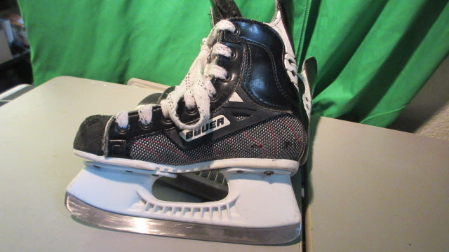 Load image into Gallery viewer, Used Bauer Supreme 3000 Youth Hockey Skates
