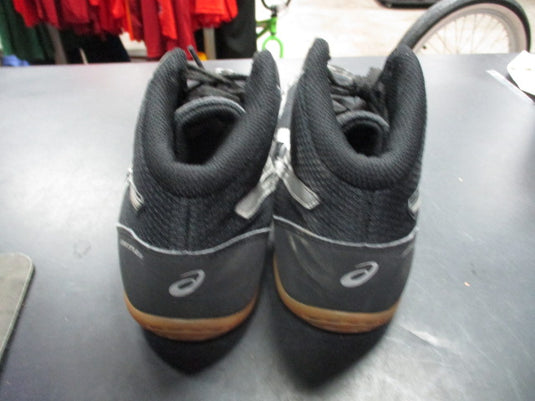 Used Asics Size 6 Wrestling Shoes