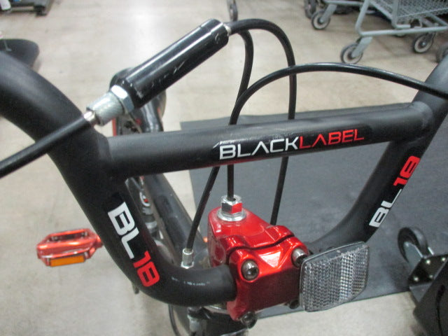 Load image into Gallery viewer, Used Razor Black Label 18&quot; Bmx Bike
