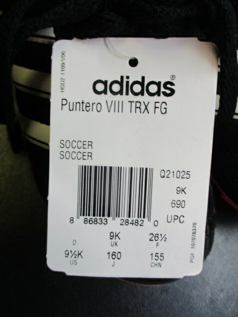 Load image into Gallery viewer, Adidas Puntero VIII Soccer Cleats Youth Size 9.5
