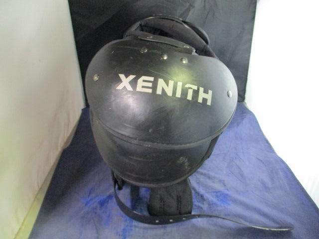 Load image into Gallery viewer, Xenith Flyte Shoulder Pads Youth Size Large
