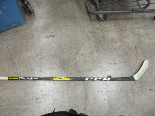 Load image into Gallery viewer, Used CCM Super Tacks AS1 61&#39;&#39; Right Hand Hockey Stick
