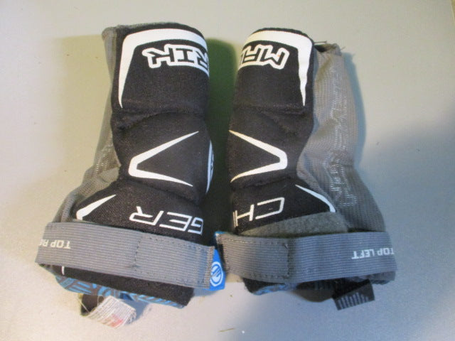 Load image into Gallery viewer, Used Maverick Charger Youth Lacrosse Arm Pads Black Size Small
